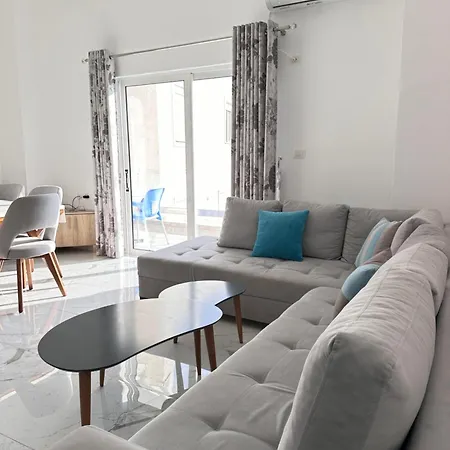 The Hill Sea View Апартаменты Саранда
