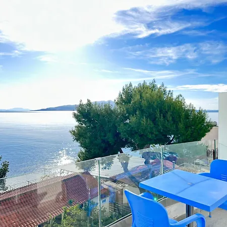 The Hill Sea View Апартаменты Саранда