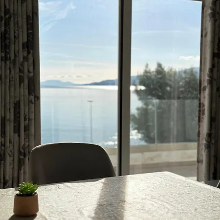 The Hill Sea View